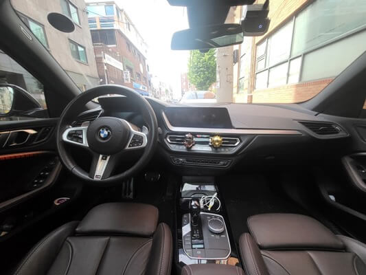 2시리즈-그란쿠페-실내