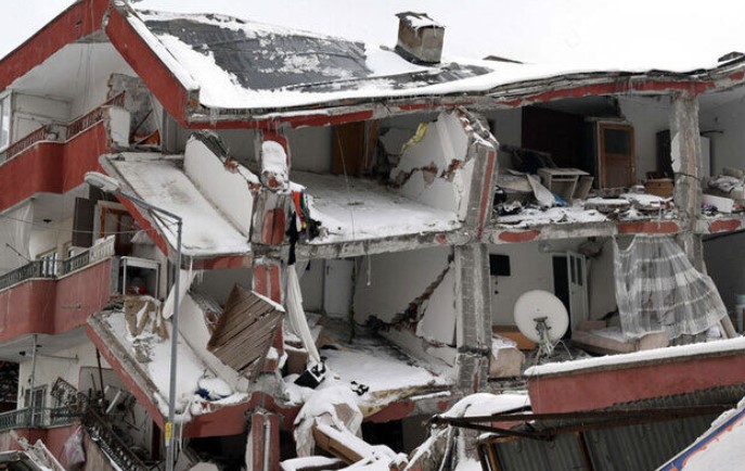 튀르키예-지진-피해-이틀째-사진2 