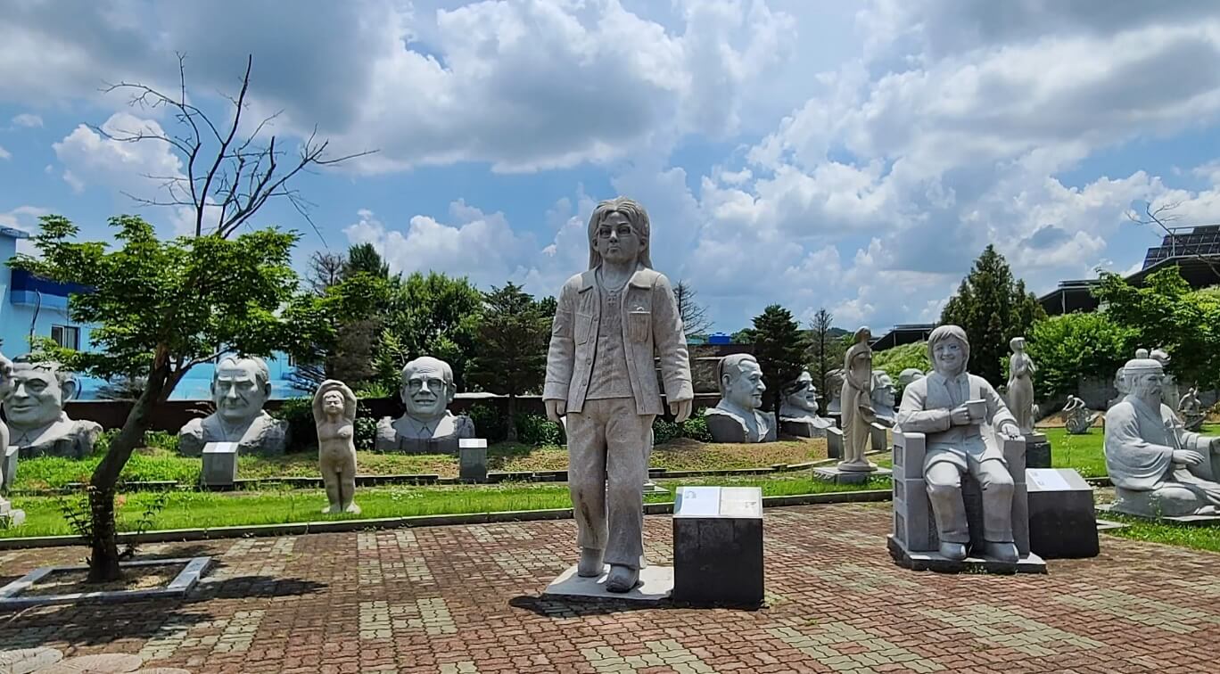 큰바위얼굴-테마파크