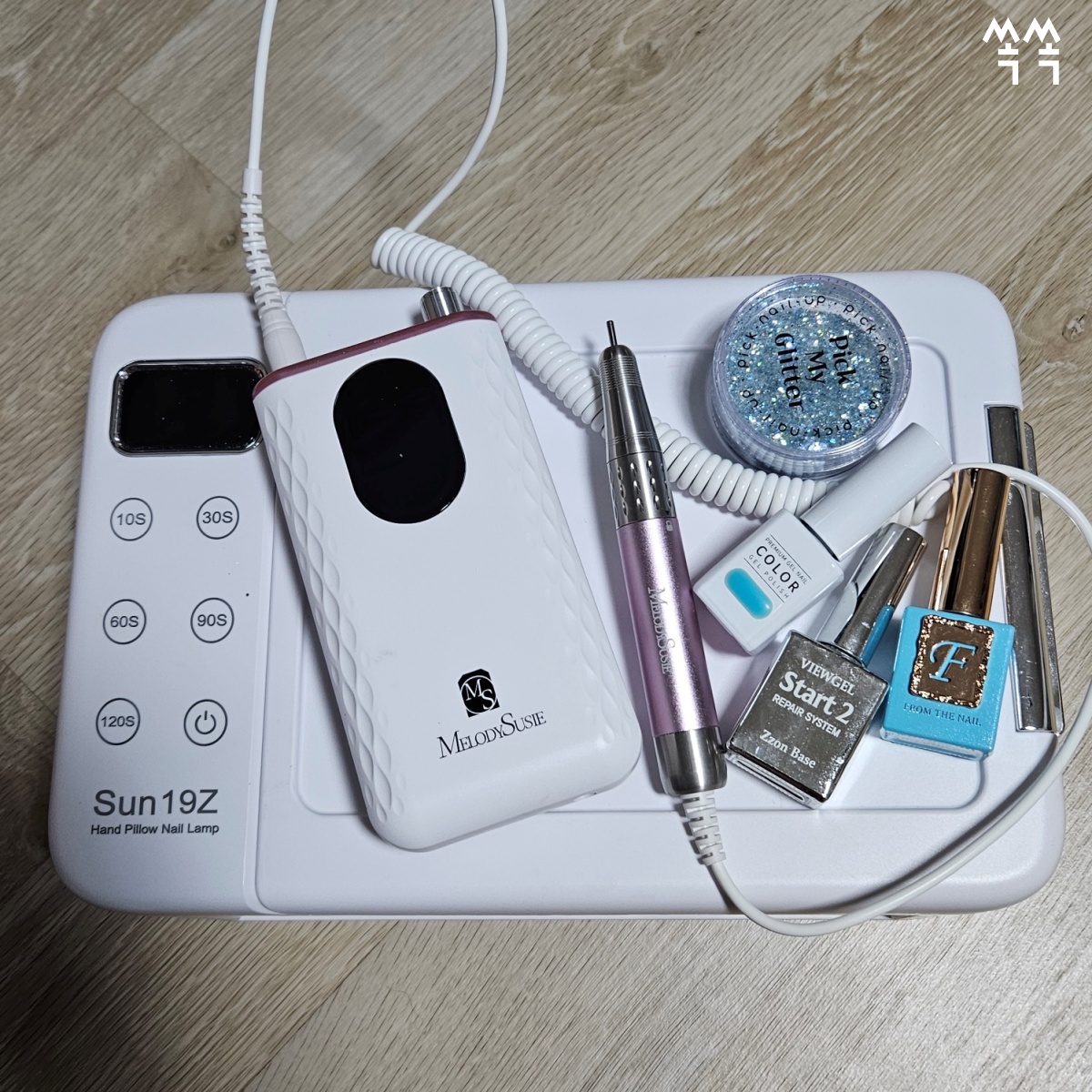 네일아트 기초제품들, 네일램프,네일드릴,젤네일컬러,글리터가루,베이스젤