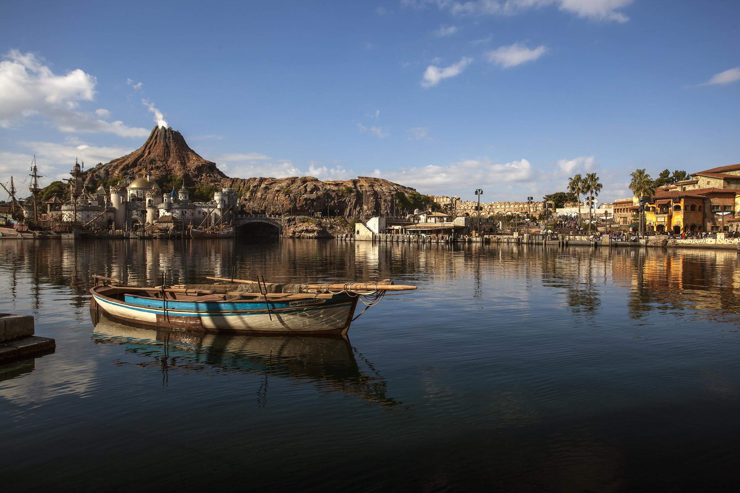 도쿄 여행 필수 어트랙션과 퍼레이드 시간