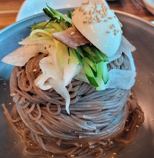 황토집-막국수