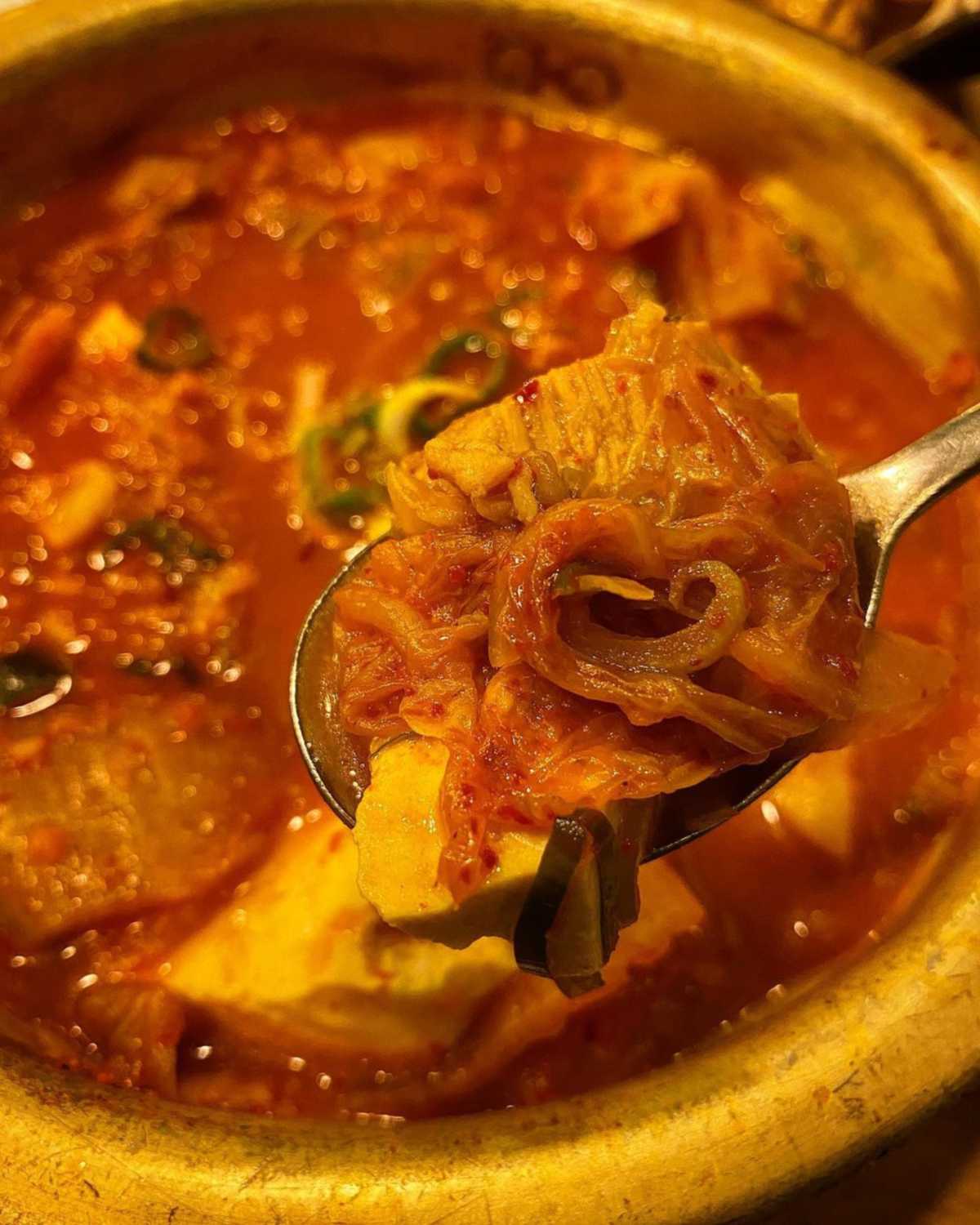 전국 찌개 맛집 TOP 5 (김북순큰남비집 신사본점)