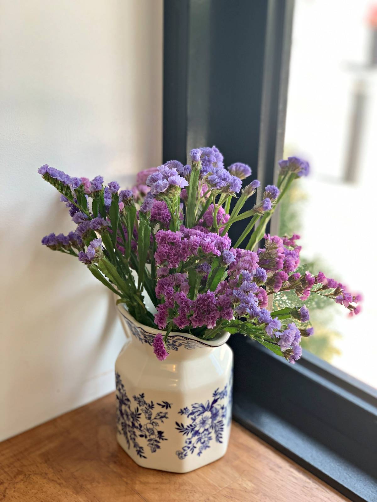 더현대팝업-브레니파이칸틴-용리단길카페-용리단길맛집-용산카페추천-용산맛집-핫한카페-파이맛집-과일케이크