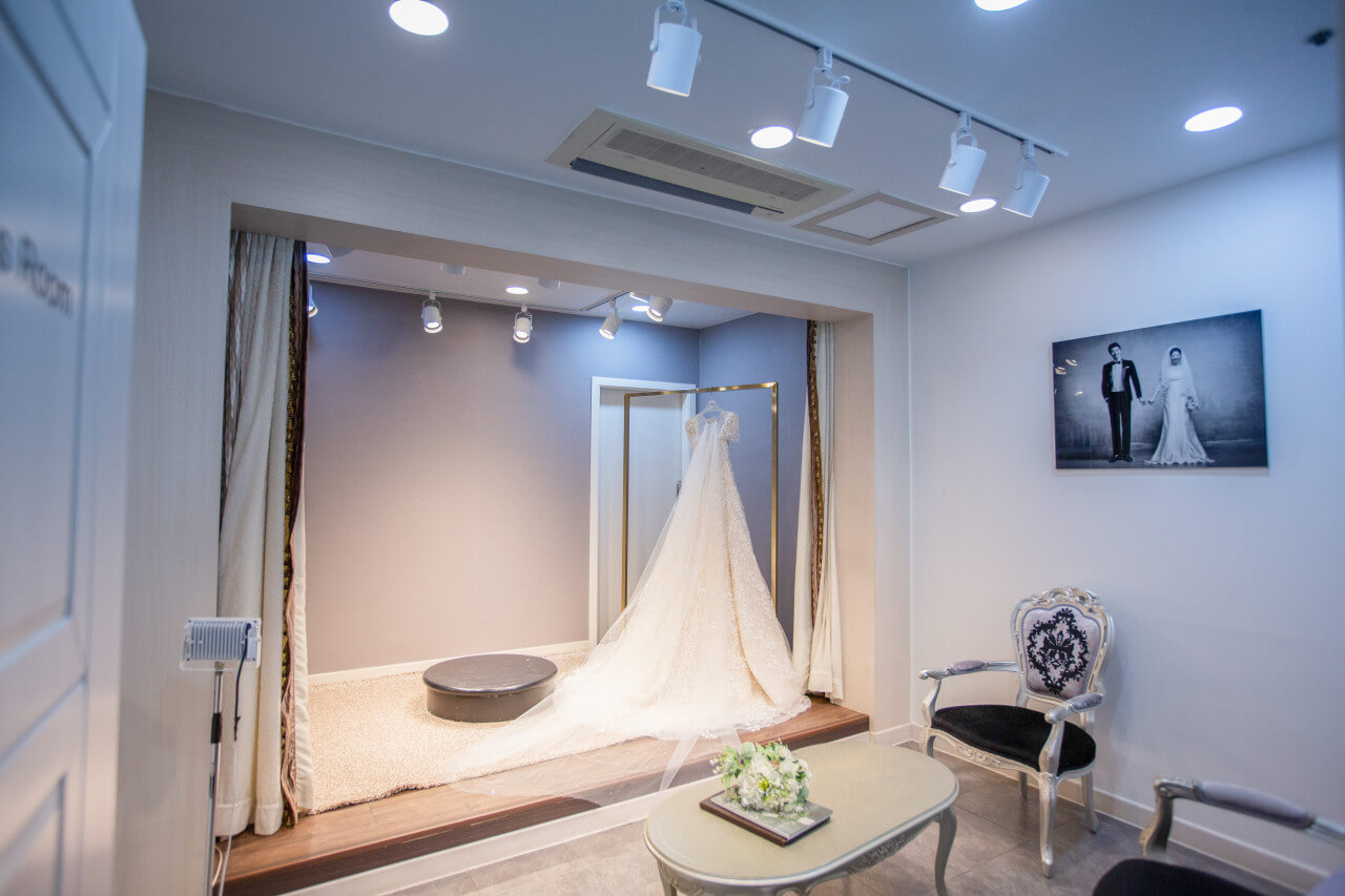 생생정보 2302회 웨딩사업 성공스토리! 오산컨벤션 웨딩뷔페, 시즌알렉스 웨딩드레스, 새움타워 스몰웨딩 장소 예비부부 필수 체크사항