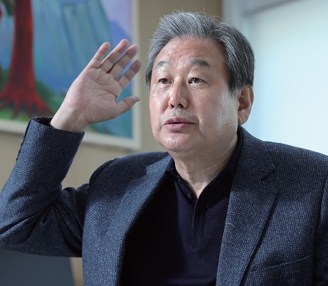 김무성 국회의원 프로필 나이 고향 학력 아들 재산