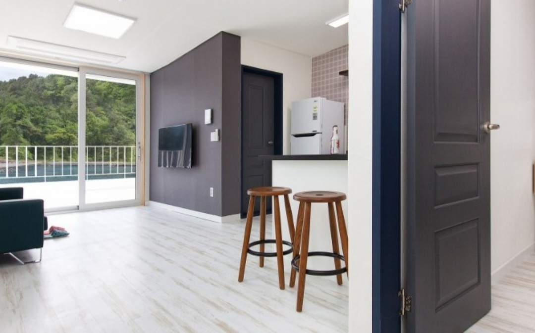 통영 지그재그 펜션 405호