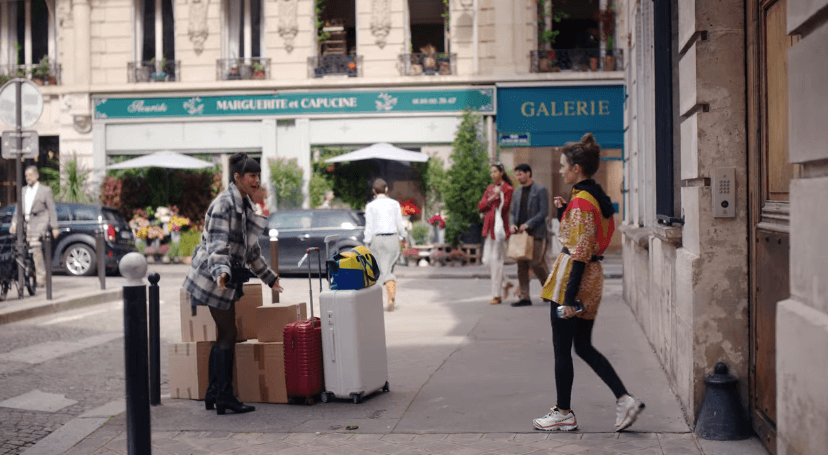 에밀리-파리에-가다-시즌4-9화