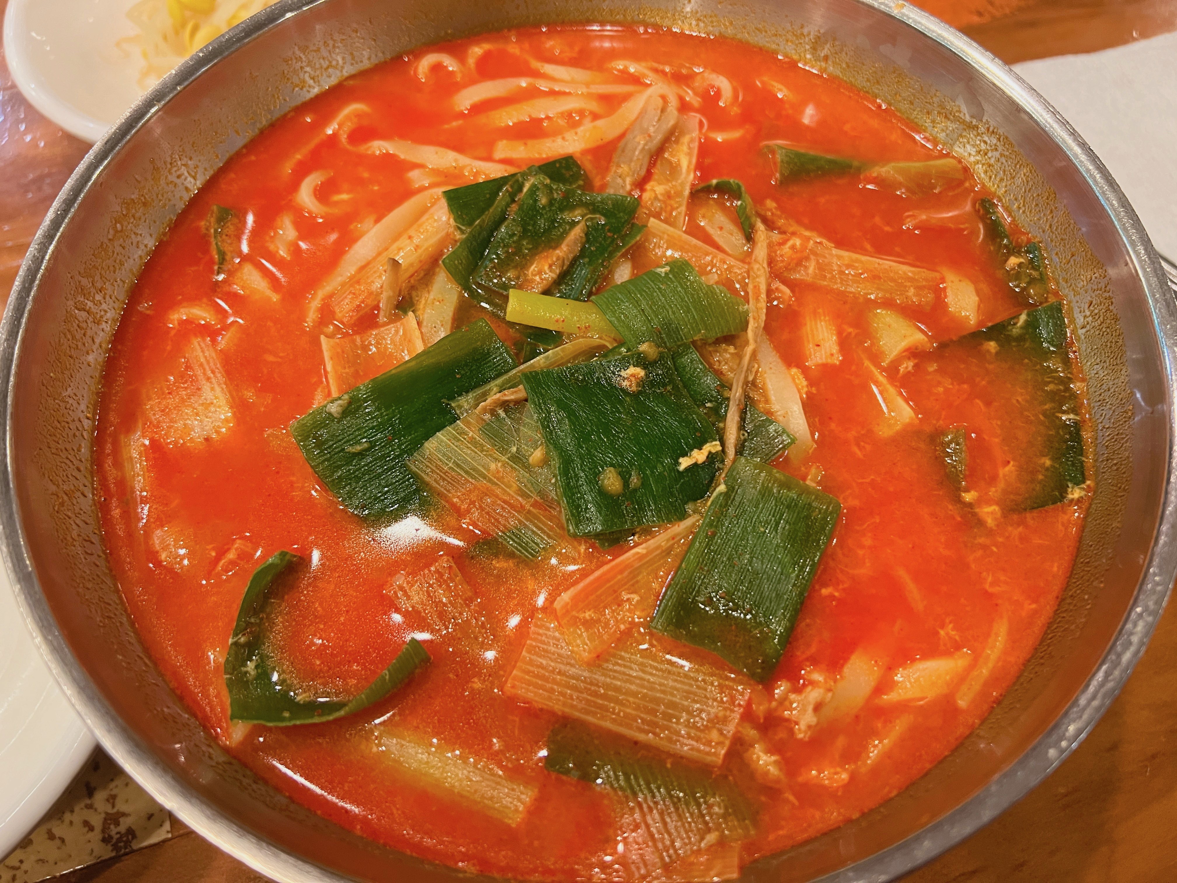 동림동 이화수전통육개장