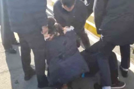 대진연 김건희 특검 외치며 대통령실 진입 시도 