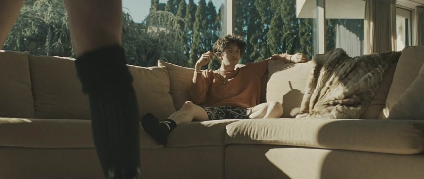 영화 &amp;#39;아노라&amp;#39; (Anora) 리뷰 - 강렬한 스토리와 현실적인 로맨스!