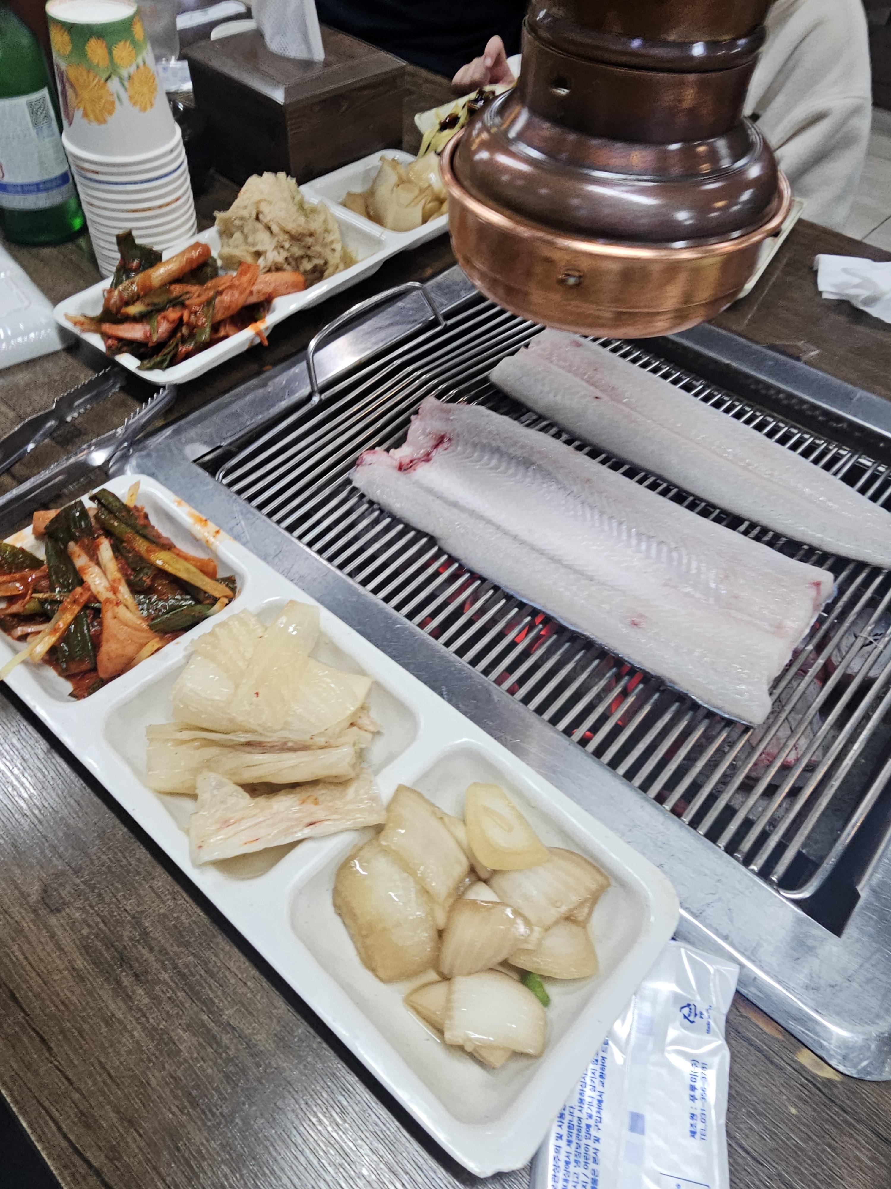 장어숯불구이 내돈내먹