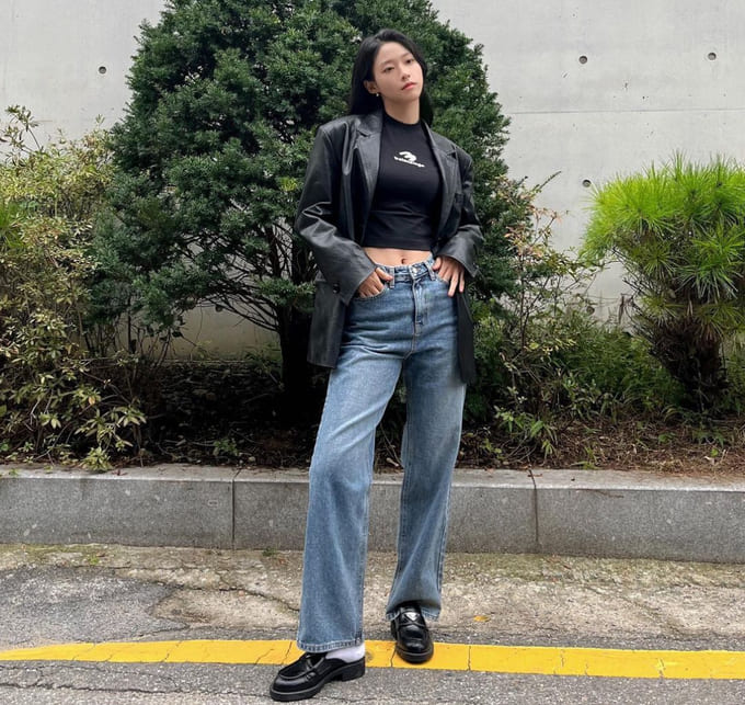김설현 사복