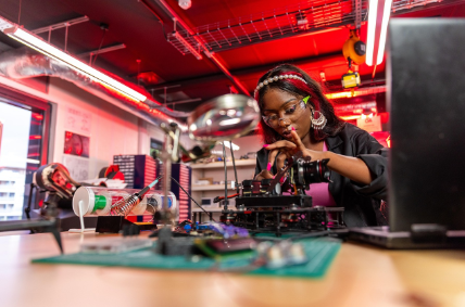 현재 초등학생이 커서 선택하면 유망한 미래 직업 10가지