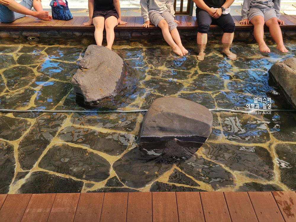 국내 온천여행 수안보 온천 즐기는 방법 네 가지 BEST 04 프라이빗 노천, 무료 족욕, 온천수 테라피 프로그램 포함