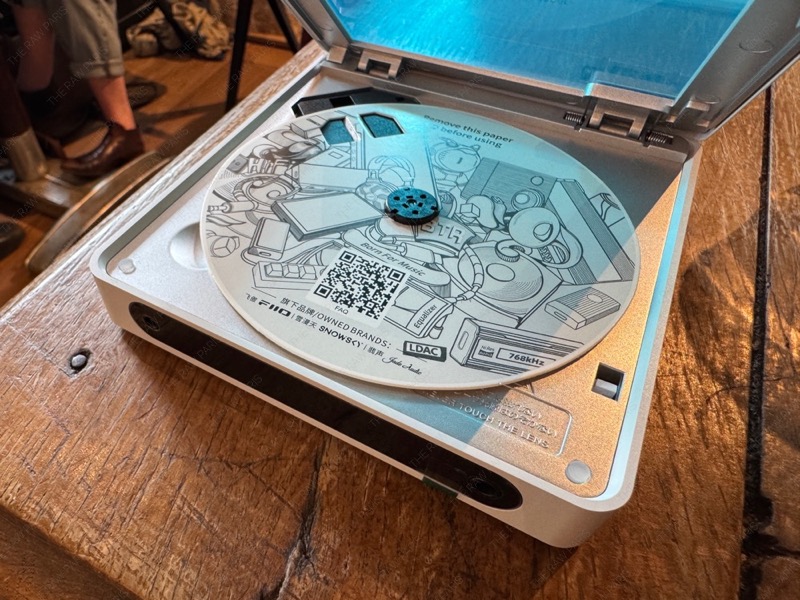 supreme fiio cd player internal structure detail