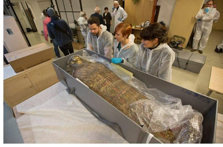 세계 최초 임신 미이라 공개 VIDEO: A Closer Look at the World's First Pregnant Egyptian Mummy