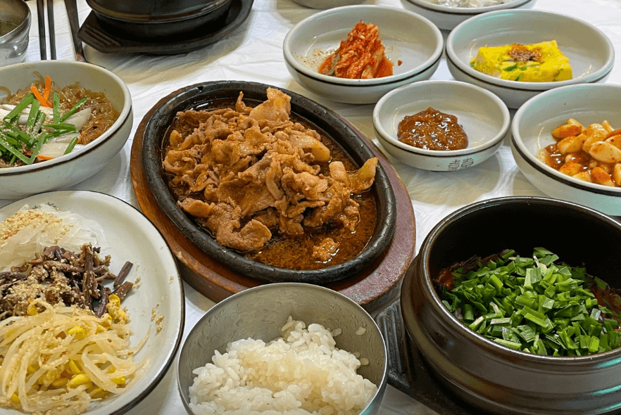 토밥 토요일은 밥이 좋아 우렁이 강된장 쌈밥 경주 맛집!