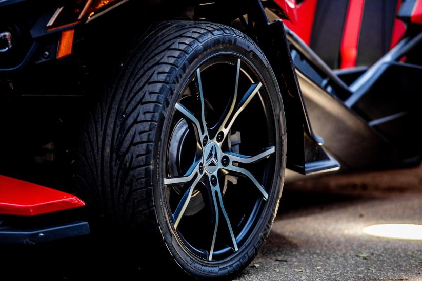 휠얼라이먼트가 틀어지는 이유