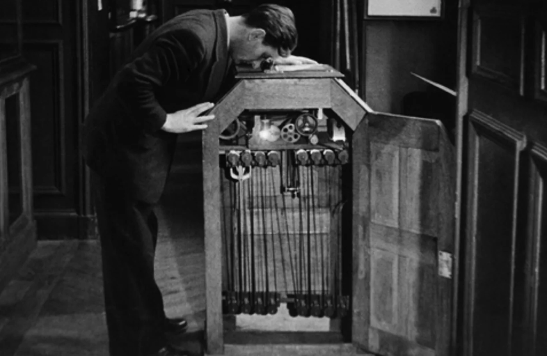 토마스 에디슨의 키네토스코프(Kinetoscope)