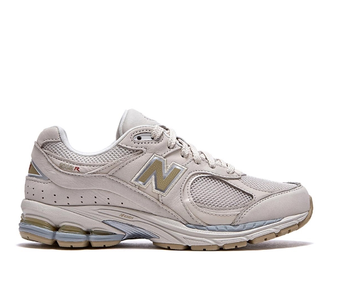 뉴발란스 운동화 가성비 2002 사이즈 장단점 후기 가격 리셀가 발매가 OG 그레이 베이지 코디4