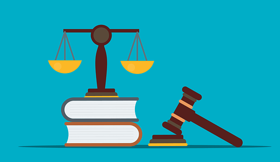 AI 법률 분석가와 전통 변호사