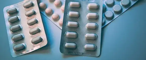 여러-가지-이부프로펜-약이-나와있는-장면