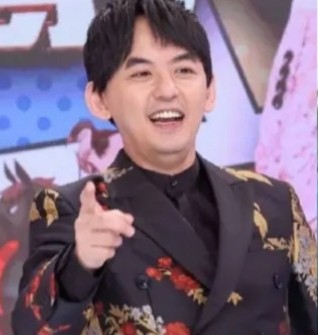 미키 황