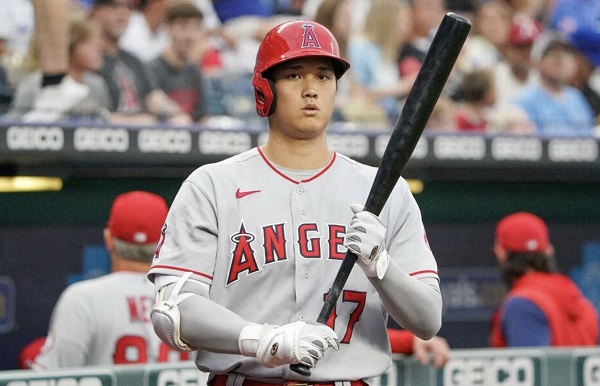 오타니 쇼헤이, 104년만의 두자리수 승리 투수와 홈런 타자에 세번째 도전