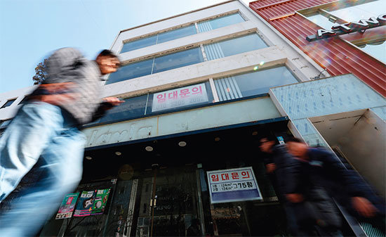 소형 건물 사진