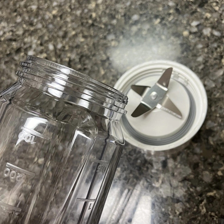 제품 하단부 분리