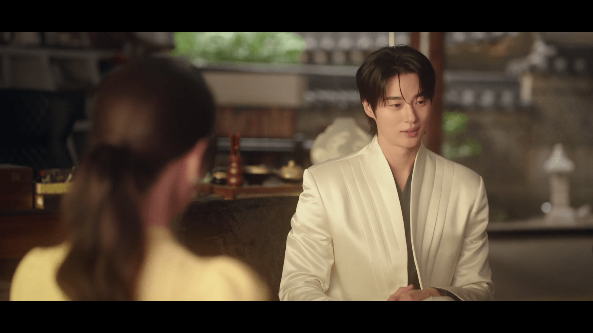 이안 대군(변우석) 단독 샷: