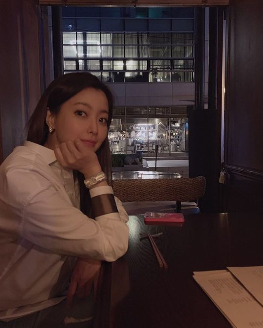 김희선 배우 프로필 남편 자녀 나이 키 리즈 재산 영화 드라마 인스타