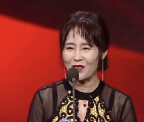 짱구 엄마 목소리 강희선 성우: 성장과정, 출연 작품, 암 투병기, 수상 경력_국무총리 표창