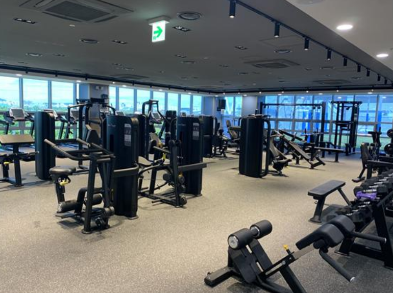 헬스장 전경