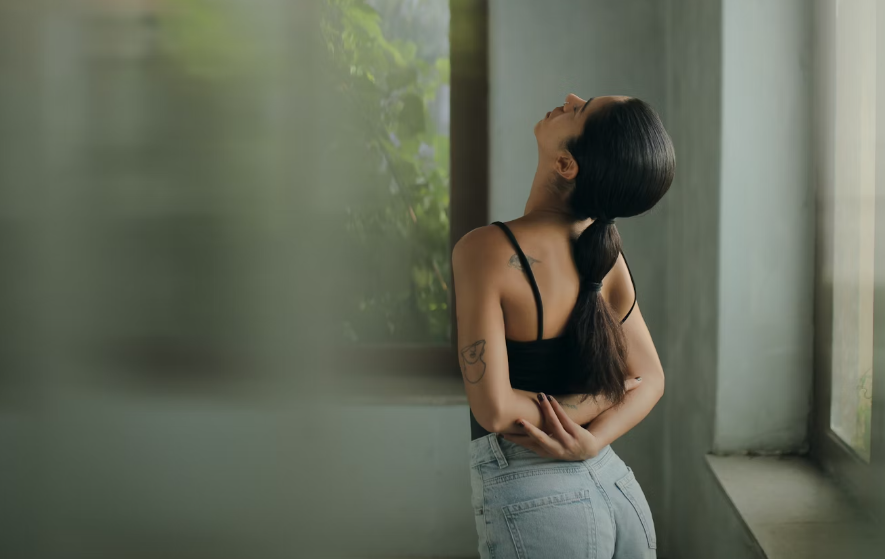 오금근 통증 원인과 해결법 ❘ 무릎 뒤가 당기고 아플 때 자가치료 방법 총정리