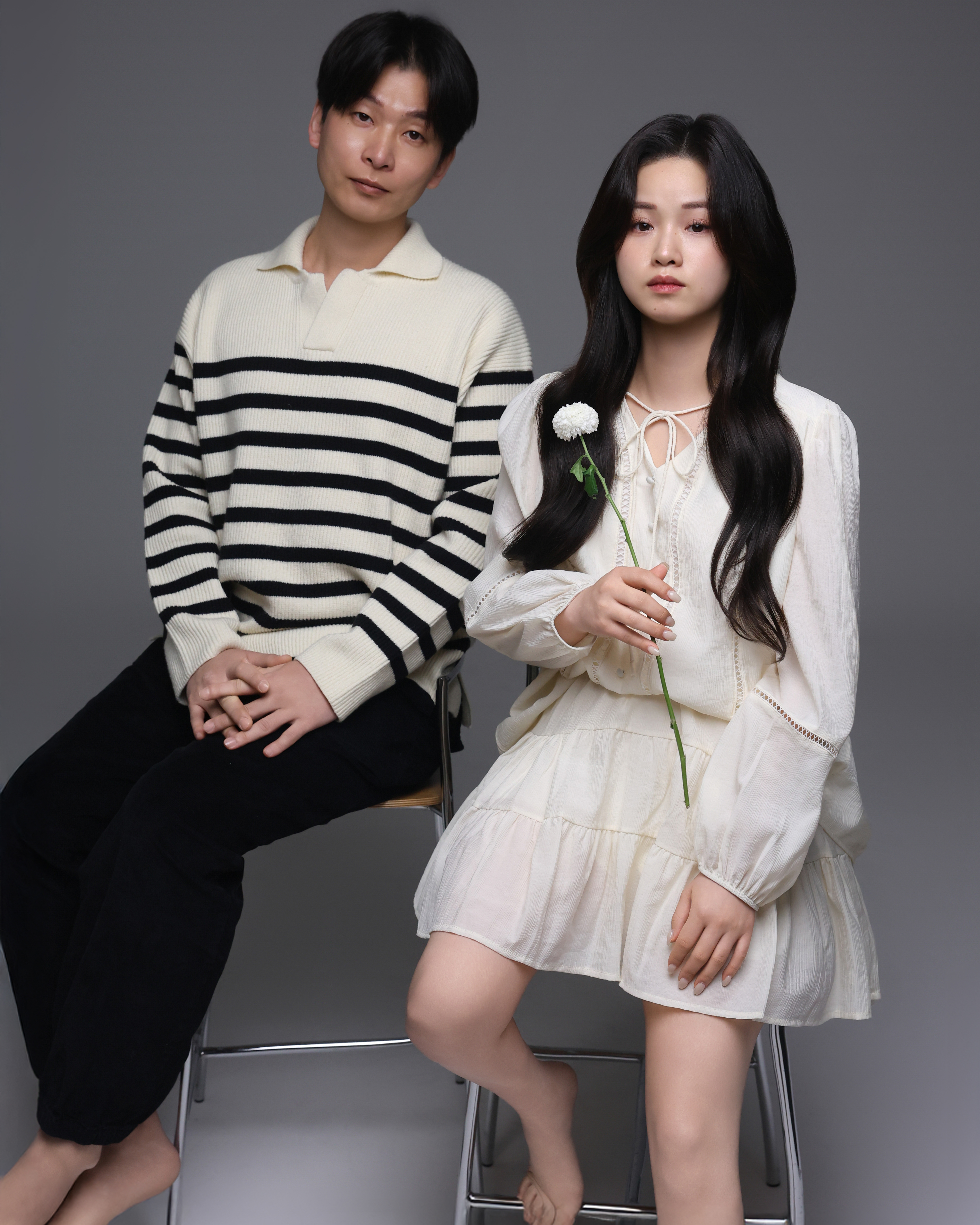 천안 커플사진 순백스튜디오 — 캐주얼 톤 커플 프로필 촬영 2