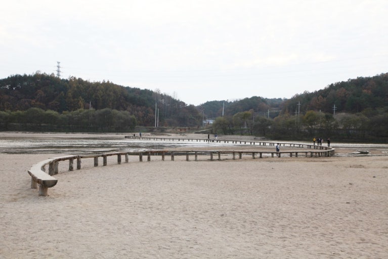 영주 무섬마을: 시간마저 쉬어가는 고즈넉한 풍경 속으로 관련 사진