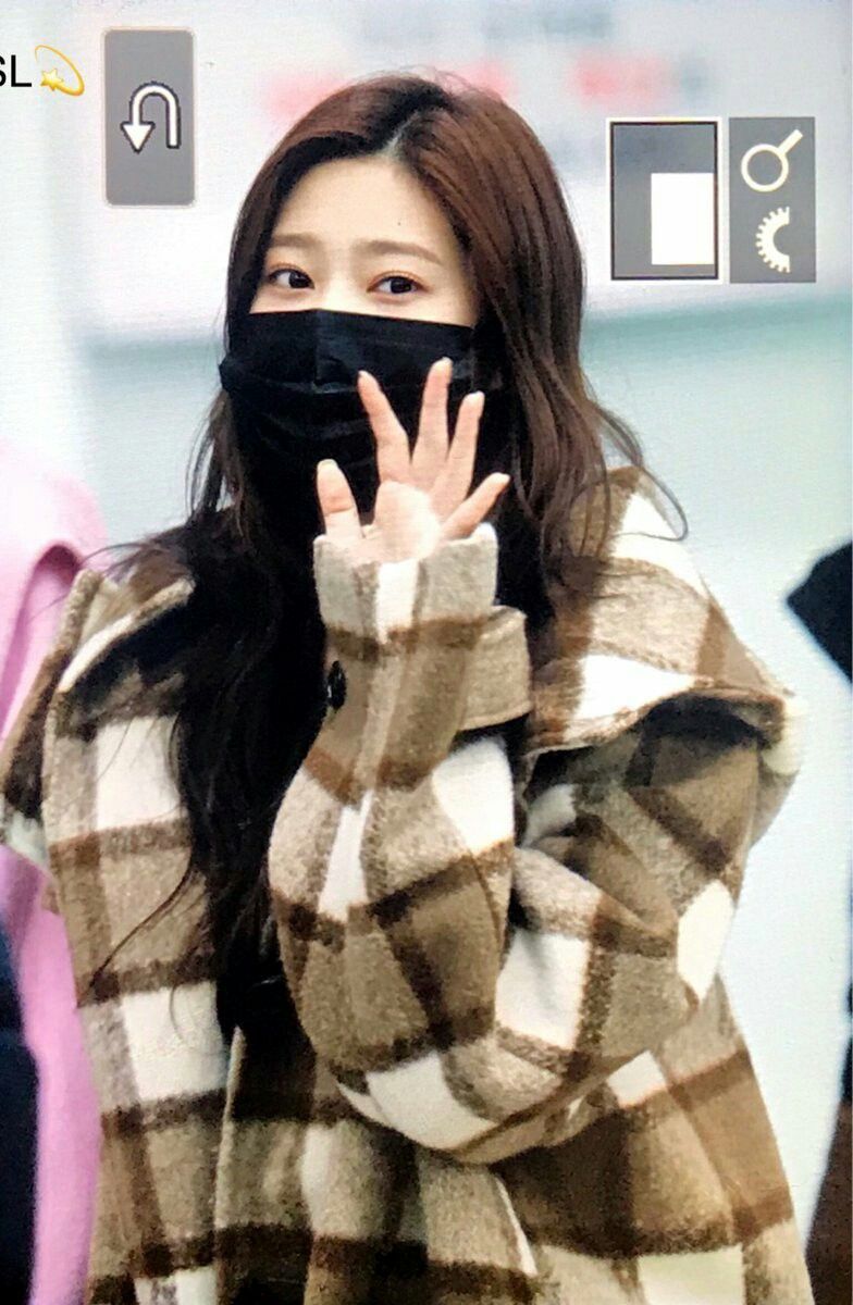 아이즈원 김민주 최애사진