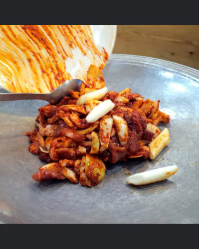 대결 맛 대 맛 능이버섯백숙 vs 더덕오리주물럭