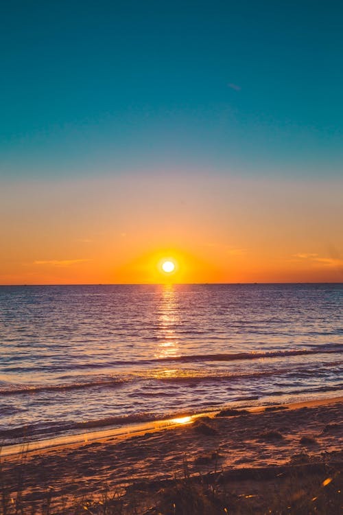 선크림을 바를 때 절대 피해야 할 습관 5가지