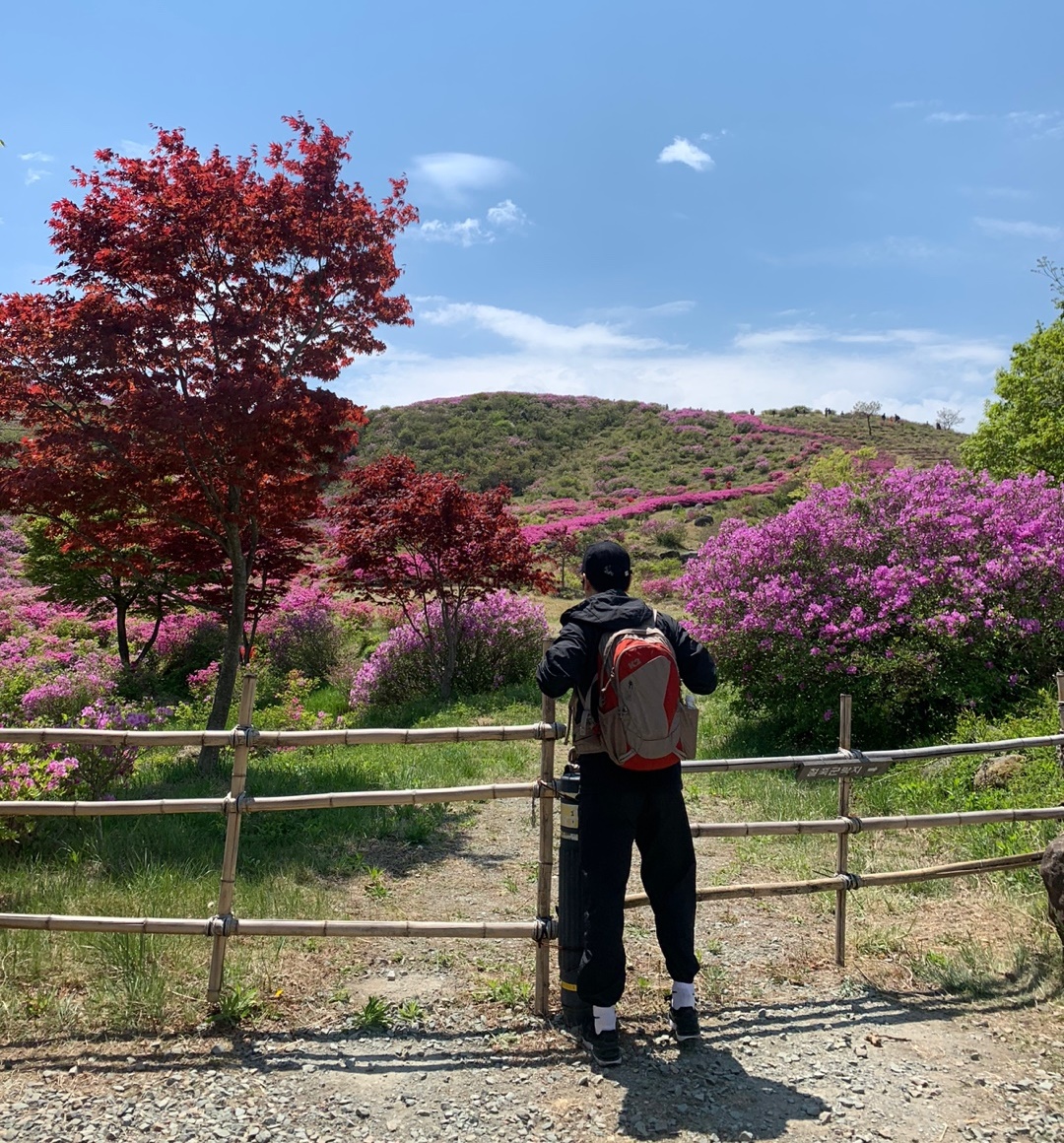 황매산 등산로 입구