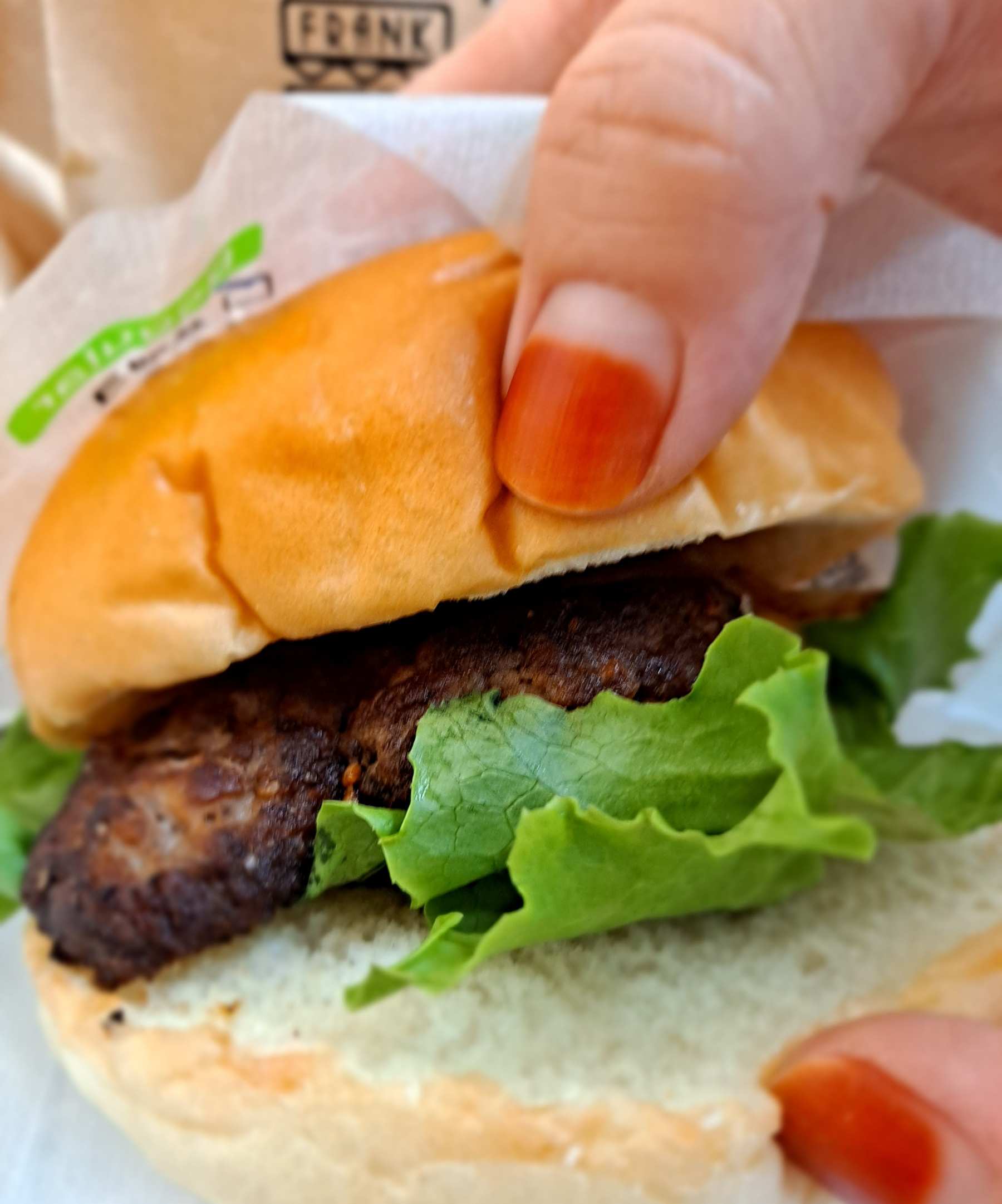 프랭크버거 내용물