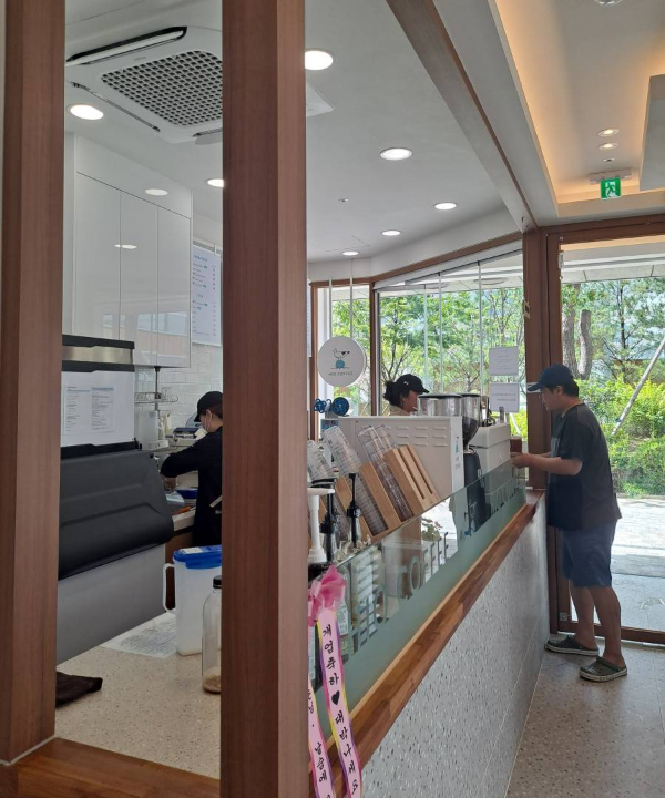 하이오커피 포레나루원시티 주방