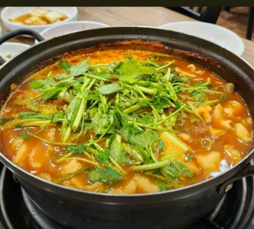찹쌀탕수육과 짬짜면 맛집 나래궁