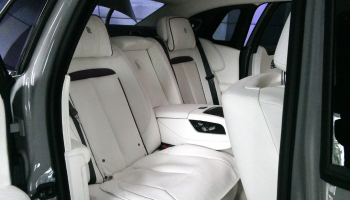 롤스로이스 고스트 중고차 가격 시세표 연비