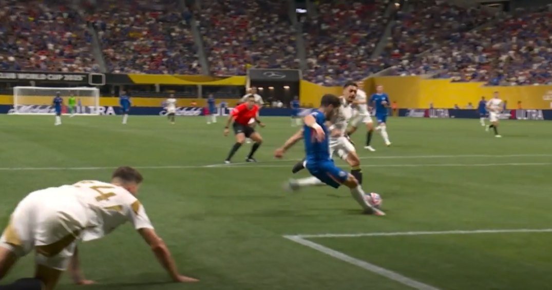 첼시 LAFC 클럽 월드컵에서 2-0 완승으로 D조 선두 질주