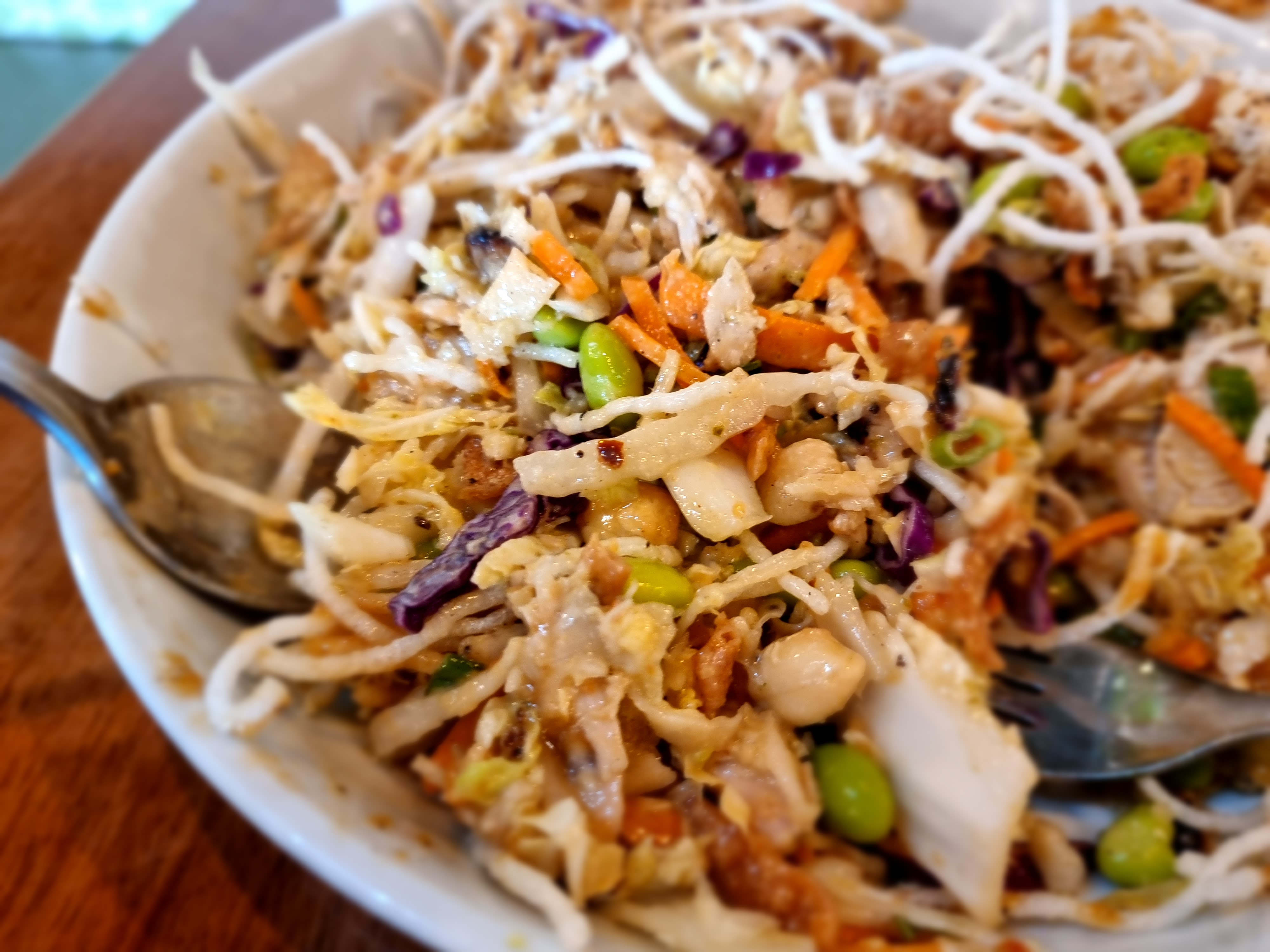 괌맛집 미국음식 피자와 샐러드 맛집 California Pizza Kitchen