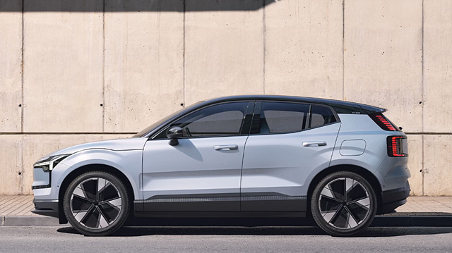 볼보 ex30 가격 보조금 배터리 제원 시승 주행거리 비교 테슬라 모델 Y 폴스타 2 현대 아이오닉 5