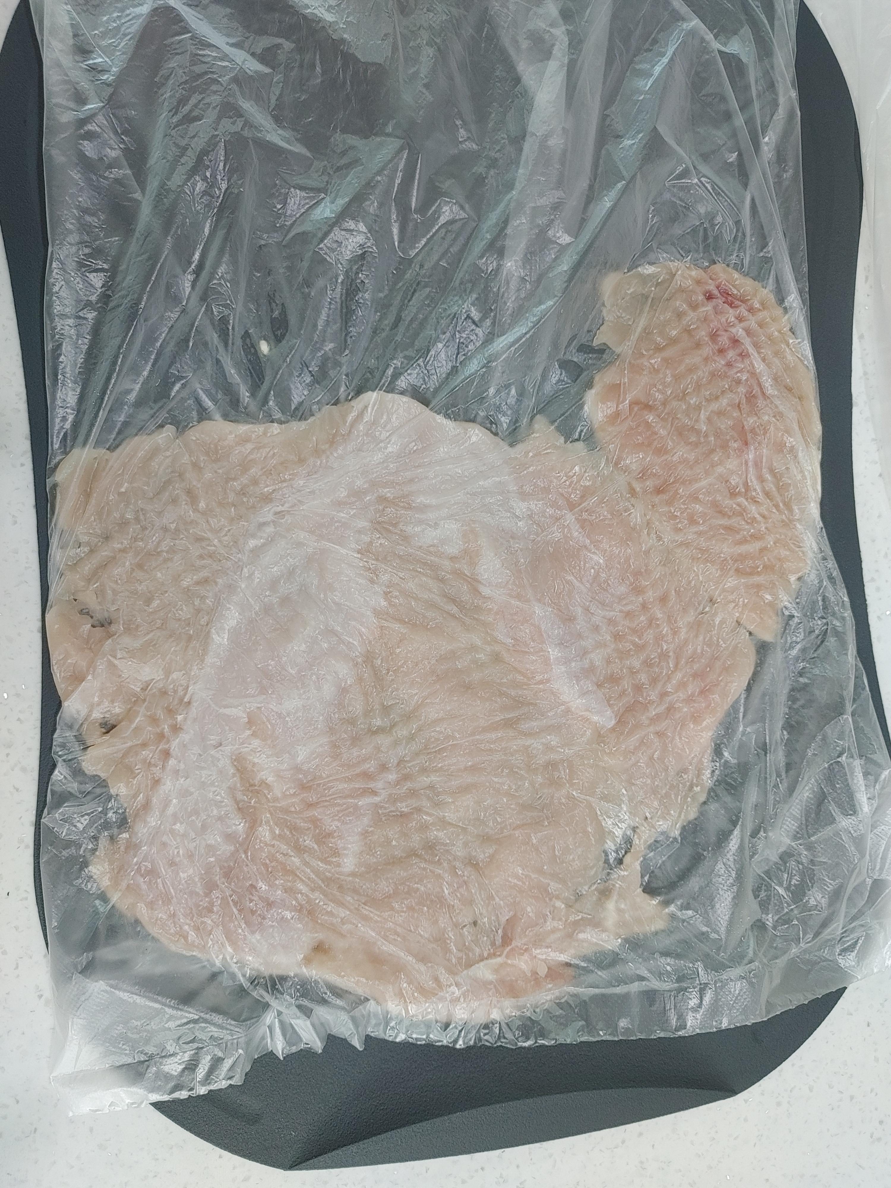닭가슴살-비닐에 넣고-두드리기